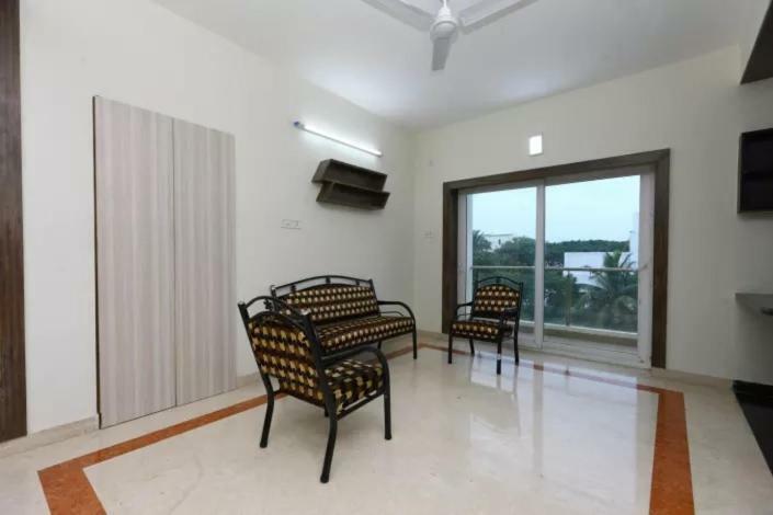 The Posh Residency, Ecr Bed & Breakfast Chennai Exterior photo